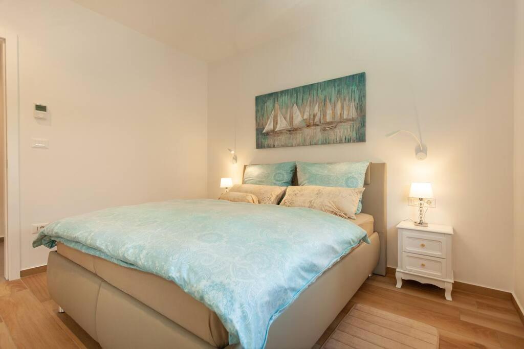 Apartment Capo D'Oro Rovinj Bagian luar foto