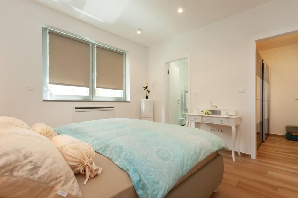 Apartment Capo D'Oro Rovinj Bagian luar foto